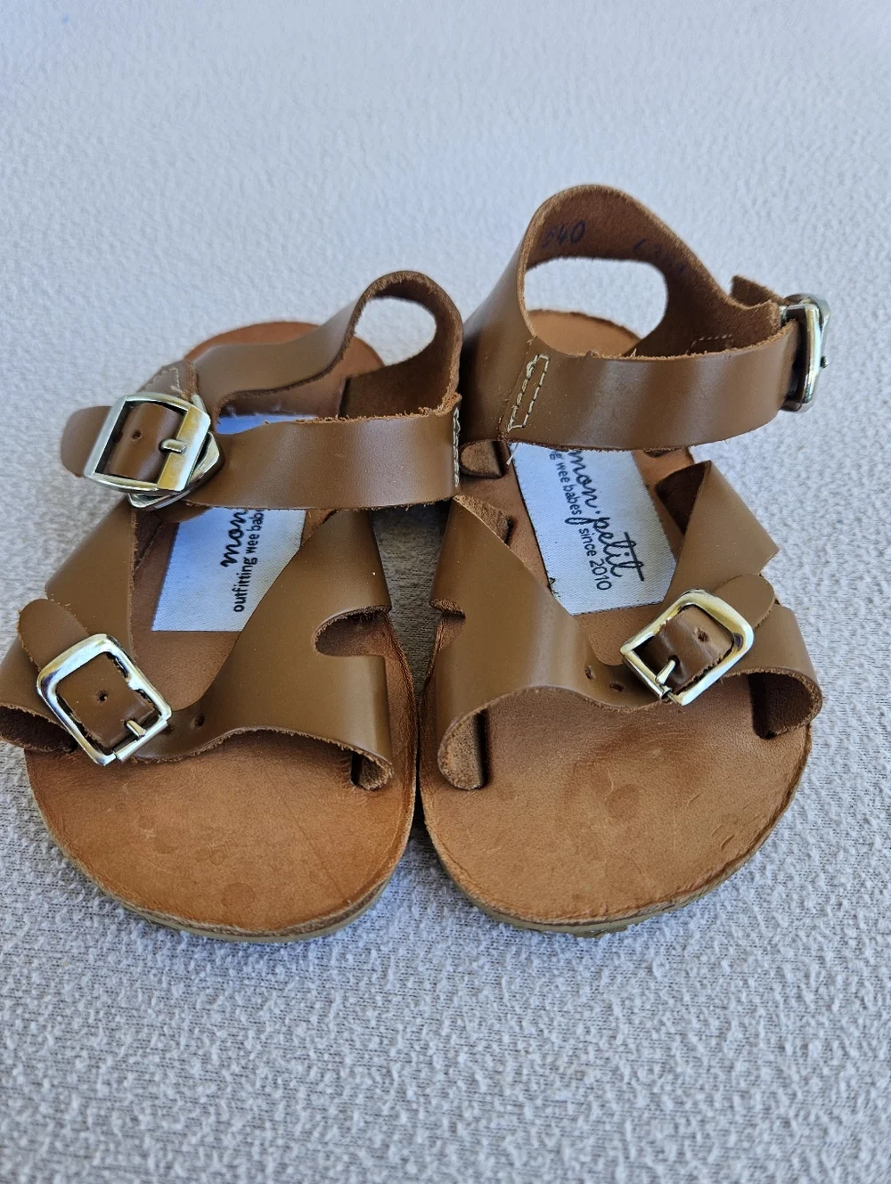 Mon Petit Cape Cod Brown Leather Strappy Sandals Baby Toddler SZ 5 Buckle Hook